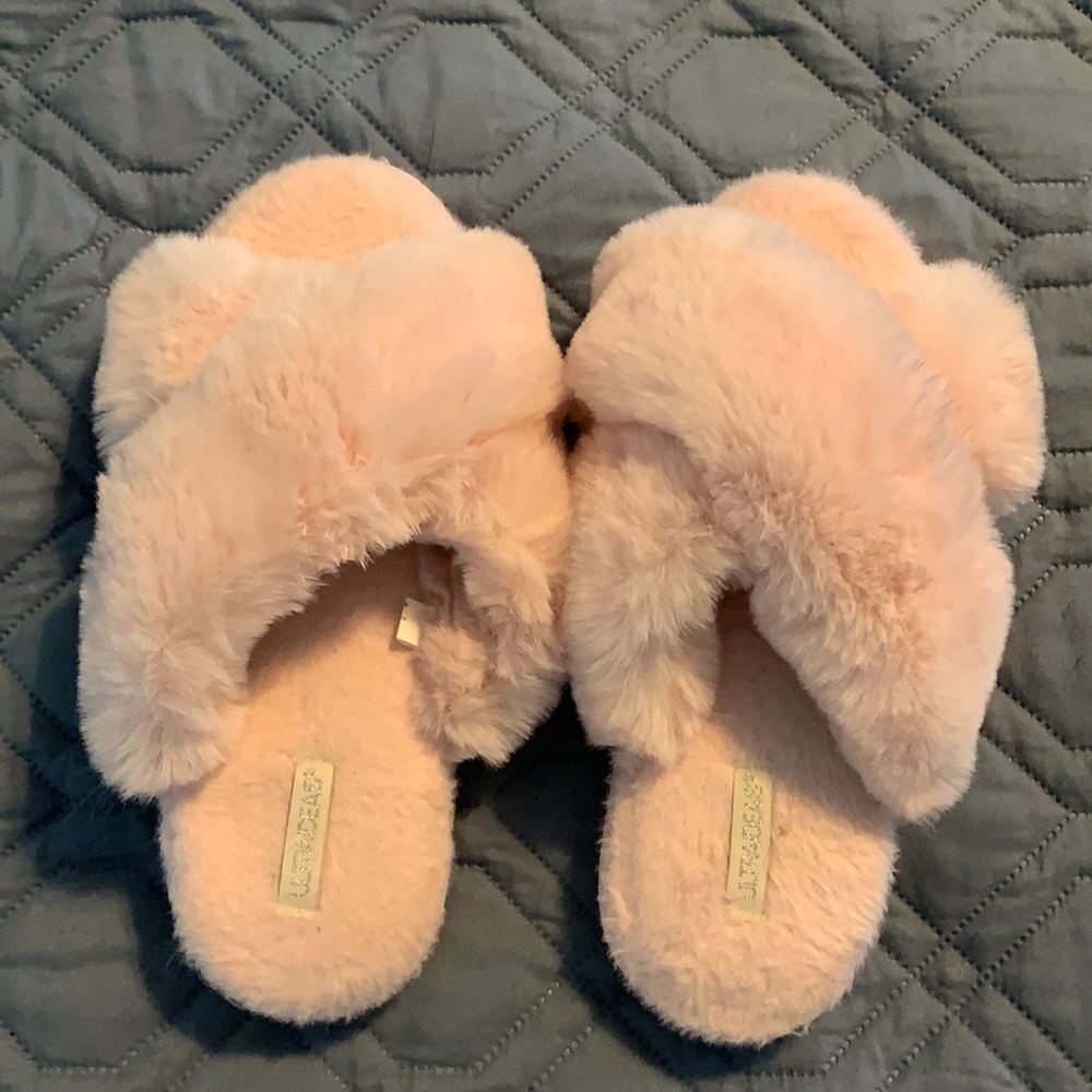 Women’s slippers
